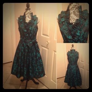 EUC 👗 JESSICA HOWARD Ruffle Jacquard Dress 👗